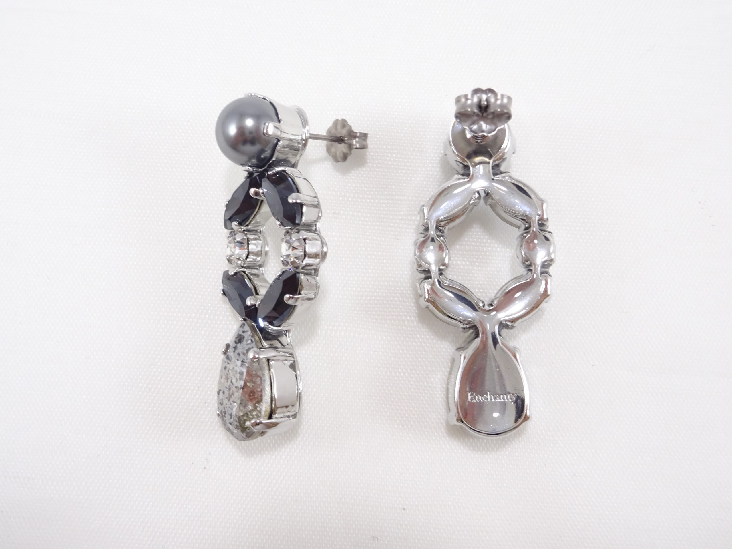 ＜SOLD OUT＞Pearl drop/ Silver patina